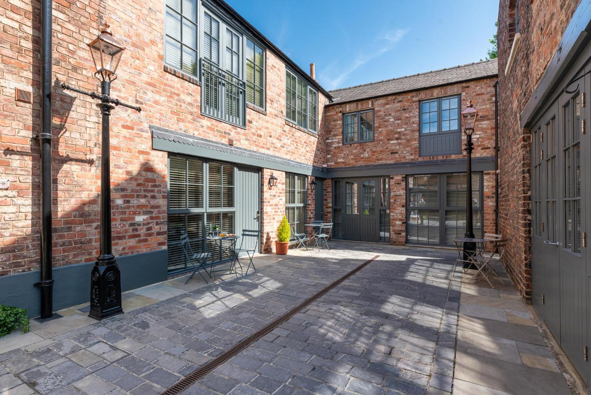 The Lawrance Luxury Aparthotel - York, York